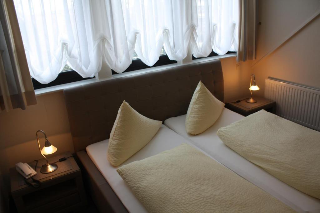 Hotel Zum Kuehlen Grunde Minden (North Rhine-Westphalia) Quarto foto
